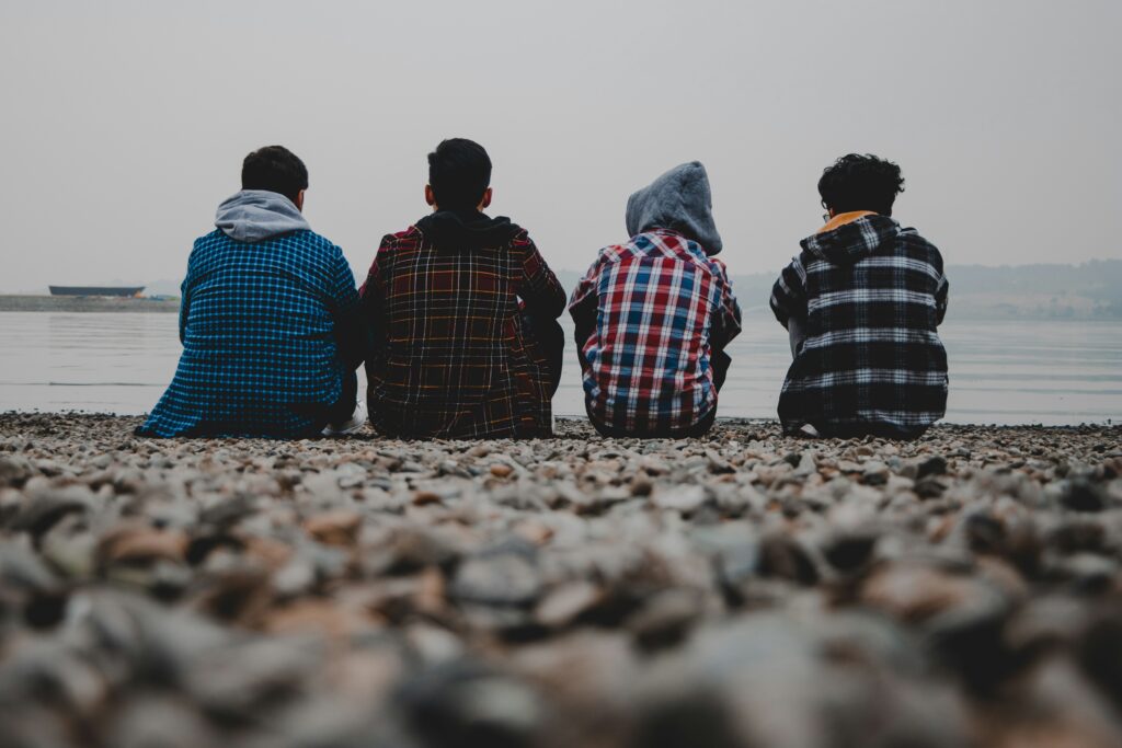 Comment l’art-thérapie aide les adolescents à gérer leurs émotions ? fanie Fabia — Art-thérapeute à Bordeaux et Jonzac